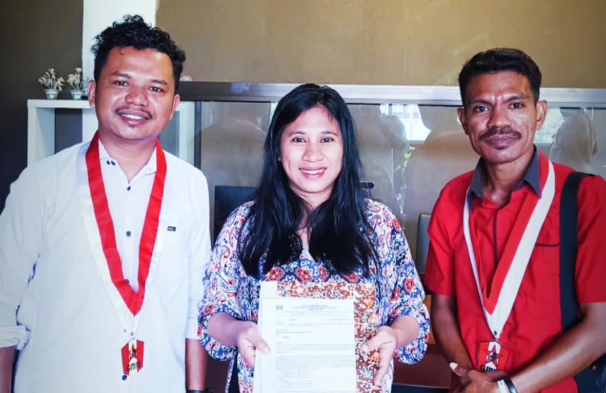 GMNI-Kupang Resmi Adukan Dugaan Markup Tunjangan DPRD NTT ke Kejati: "Rakyat Jangan Jadi Korban" GMNI-Kupang Resmi Adukan Dugaan Markup Tunjangan DPRD NTT ke Kejati: "Rakyat Jangan Jadi Korban"