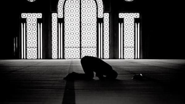 Perbedaan Shalat Fajar dan Sholat Qobliyah Subuh, Niat, Tata Cara dan Keutamaan Perbedaan Shalat Fajar dan Sholat Qobliyah Subuh, Niat, Tata Cara dan Keutamaan
