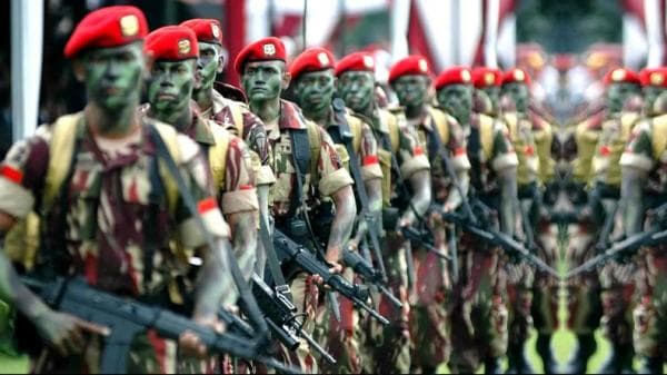 Kopassus TNI AD, Menelusuri 3 Bentuk Latihan Pasukan Elite Baret Merah Paling Keras dan Brutal Kopassus TNI AD, Menelusuri 3 Bentuk Latihan Pasukan Elite Baret Merah Paling Keras dan Brutal