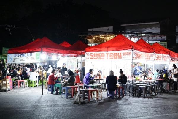 Murah Meriah, Ini Dia Tiga Kuliner Kaki Lima Malam Hari di Bandung Murah Meriah, Ini Dia Tiga Kuliner Kaki Lima Malam Hari di Bandung