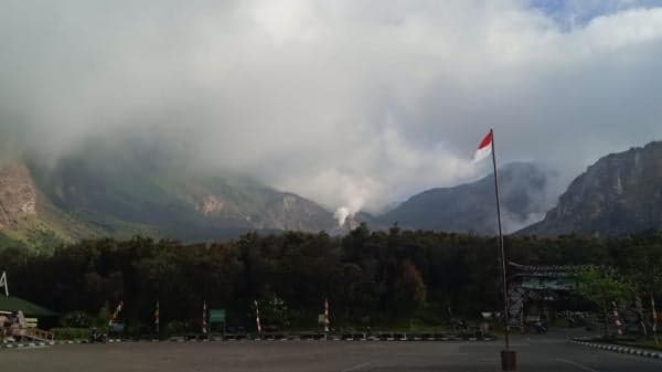 20 Gunung di Jawa Barat, Nomor 5 Sudah 4 Kali Meletus Tewaskan 3 Ribu Orang 20 Gunung di Jawa Barat, Nomor 5 Sudah 4 Kali Meletus Tewaskan 3 Ribu Orang