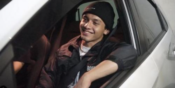 Jefri Nichol Pamer Kemesraan dengan Kekasih, Netizen: Yang Mana Sih Ceweknya Bingung Bgt? Jefri Nichol Pamer Kemesraan dengan Kekasih, Netizen: Yang Mana Sih Ceweknya Bingung Bgt?