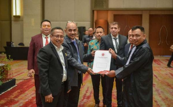 Ketua DPD IKADIN Jateng Dr Aan Tawli: DPD IKADIN Jateng Bertambah Keluarganya Sebanyak 91 Orang Ketua DPD IKADIN Jateng Dr Aan Tawli: DPD IKADIN Jateng Bertambah Keluarganya Sebanyak 91 Orang