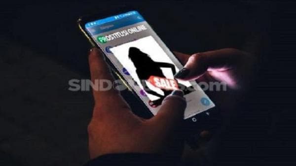 Bongkar Prostitusi Online, Polisi Ungkap Tarif Sekali Berhubungan Intim Bongkar Prostitusi Online, Polisi Ungkap Tarif Sekali Berhubungan Intim