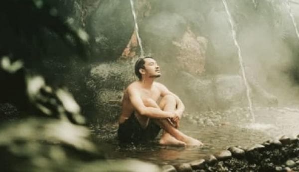 8 Tempat Pemandian Air Panas Dekat Jakarta, Rekomended Buat Healing Akhir Pekan 8 Tempat Pemandian Air Panas Dekat Jakarta, Rekomended Buat Healing Akhir Pekan