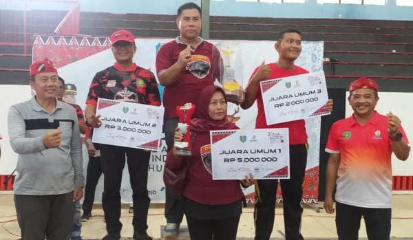 Juara Umum FORKAB, Kecamatan Tukdana Bawa Pulang Piala Bergilir Bupati Indramayu Juara Umum FORKAB, Kecamatan Tukdana Bawa Pulang Piala Bergilir Bupati Indramayu