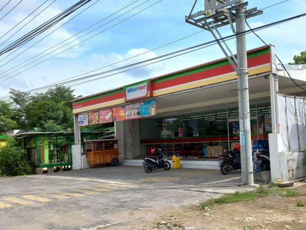 Minimarket di Grobogan Dibobol Maling, Uang Dalam Brankas Amblas Minimarket di Grobogan Dibobol Maling, Uang Dalam Brankas Amblas