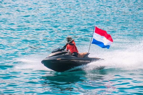 Saksikan Konvoi Laut Fans Belanda, Besok Petinggi KNVB di Jayapura Saksikan Konvoi Laut Fans Belanda, Besok Petinggi KNVB di Jayapura
