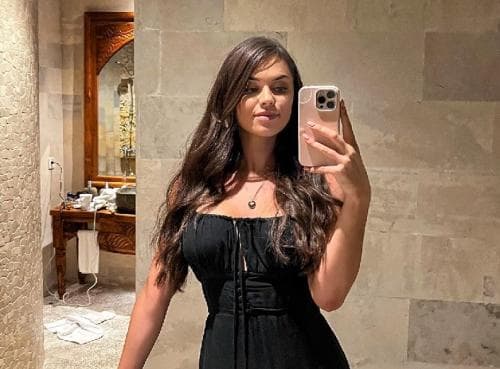 Lihat Pedagang Mie Ayam di Indonesia, Bule Cantik Ini Takjub ! Lihat Pedagang Mie Ayam di Indonesia, Bule Cantik Ini Takjub !