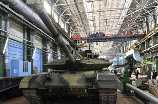 Modernisasi Tank Canggih T-90M Proryv Milik Rusia, Bisa Identifikasi Lawan Sejauh 5 Kilometer
