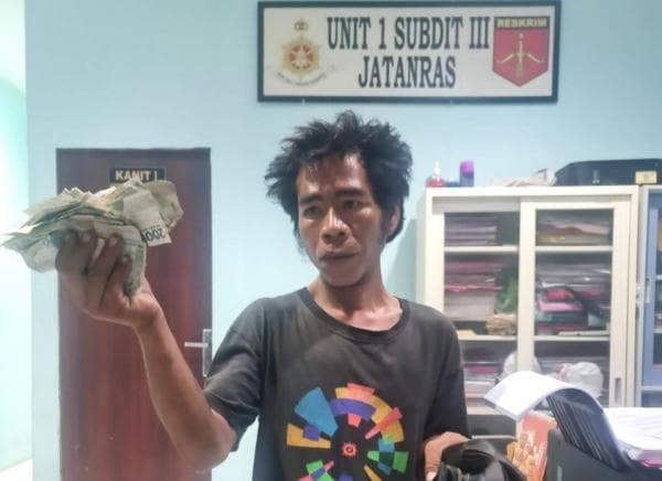 Sempat Diunggah di Medsos, Ini Penampakan Wajah Pemalak di Musi II Palembang Sempat Diunggah di Medsos, Ini Penampakan Wajah Pemalak di Musi II Palembang