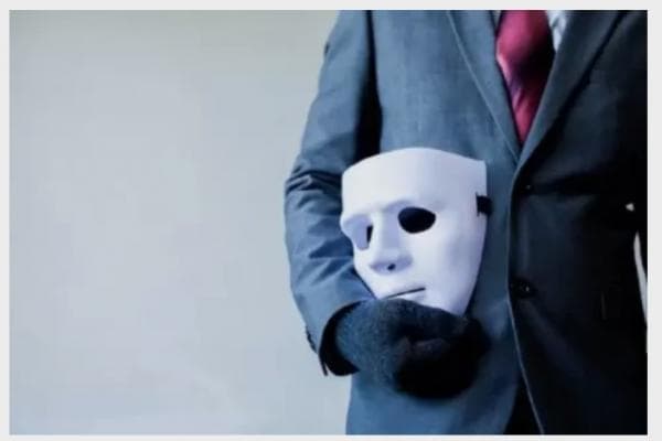 Pengertian Munafik Beserta Ciri dan Contohnya yang Wajib Diketahui Orang Islam Pengertian Munafik Beserta Ciri dan Contohnya yang Wajib Diketahui Orang Islam