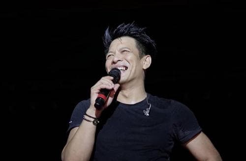 Fakta Baru, Ariel NOAH Asli Minang Bukan Sunda Fakta Baru, Ariel NOAH Asli Minang Bukan Sunda