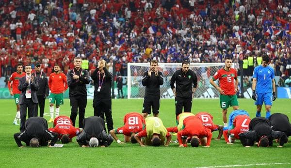 Kalah atau Menang Tetap Sujud Syukur, Ini 5 Penyebab Kekalahan Maroko dari Prancis, No 1 Kalah Kelas Kalah atau Menang Tetap Sujud Syukur, Ini 5 Penyebab Kekalahan Maroko dari Prancis, No 1 Kalah Kelas