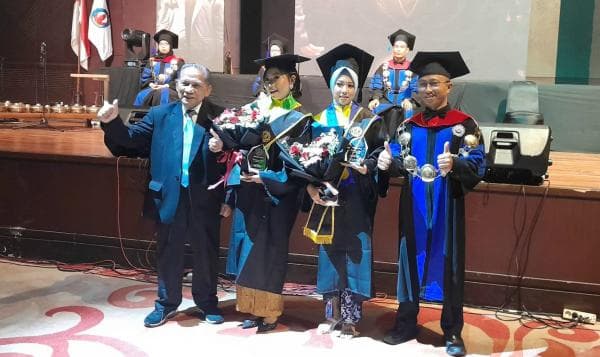 Usung Tema Wonderful Indonesia, STIE Surakarta Gelar Wisuda ke-43 di De Tjolomadoe Usung Tema Wonderful Indonesia, STIE Surakarta Gelar Wisuda ke-43 di De Tjolomadoe