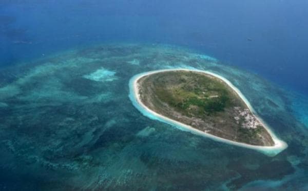 Rekomendasi Lokasi Healing: 10 Pulau Kecil di Indonesia, Nomor 1 Ada Keindahan Bawah Laut Rekomendasi Lokasi Healing: 10 Pulau Kecil di Indonesia, Nomor 1 Ada Keindahan Bawah Laut
