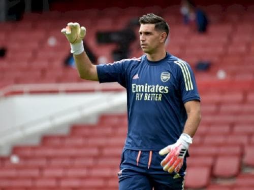 Emiliano Martinez Dulunya Pernah Menunggu 10 Tahun Jadi Kiper Utama Arsenal, Ini Kisah Harunya Emiliano Martinez Dulunya Pernah Menunggu 10 Tahun Jadi Kiper Utama Arsenal, Ini Kisah Harunya