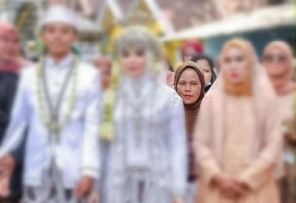 Heboh Suami Selingkuh dengan Ibu Mertua, Netizen: Gue gak habis pikir sama ibunya Heboh Suami Selingkuh dengan Ibu Mertua, Netizen: Gue gak habis pikir sama ibunya