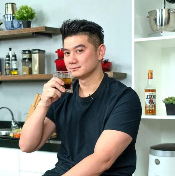 Kisah Chef Arnold, Koki yang Belajar Masak Otodidak dan Pernah Jadi Tukang Cuci Piring Kisah Chef Arnold, Koki yang Belajar Masak Otodidak dan Pernah Jadi Tukang Cuci Piring