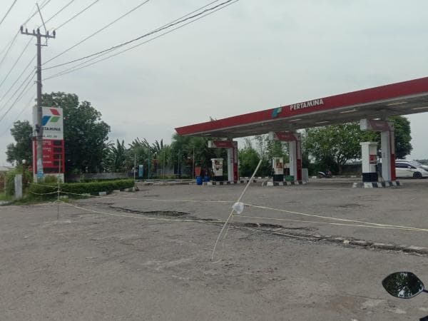 SPBU Viral di Rengasdengklok Jelaskan Alasan Bahan Bakar Berwarna Kecoklatan SPBU Viral di Rengasdengklok Jelaskan Alasan Bahan Bakar Berwarna Kecoklatan