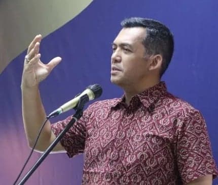 Dirut PT KS Silmy Karim Resmi Dilantik Jadi Dirjen Imigrasi, Ini Sosok Penggantinya Dirut PT KS Silmy Karim Resmi Dilantik Jadi Dirjen Imigrasi, Ini Sosok Penggantinya