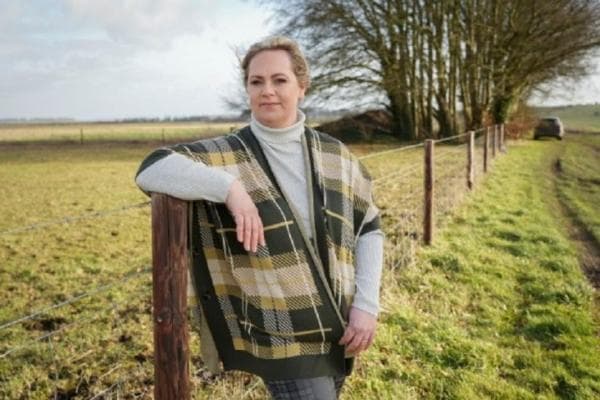 Wanita Misterius yang Renggut Keperjakaan Pangeran Harry Akhirnya Muncul Wanita Misterius yang Renggut Keperjakaan Pangeran Harry Akhirnya Muncul