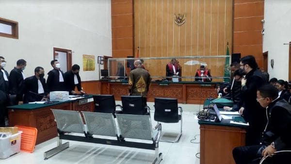 Majelis Hakim Temukan Fakta Baru Kasus Narkoba Teddy Minahasa Majelis Hakim Temukan Fakta Baru Kasus Narkoba Teddy Minahasa
