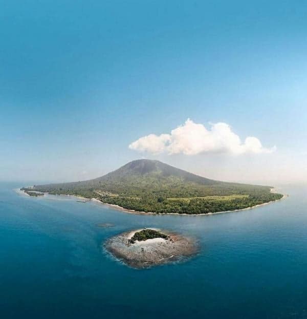 Gunung Ternyata Bergerak Seperti Awan Terungkap dalam Alquran dan Sains Gunung Ternyata Bergerak Seperti Awan Terungkap dalam Alquran dan Sains