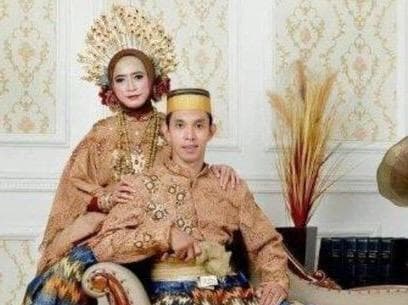 Tobat Jadi Wanita, 6 Transgender Kembali ke Bentuk Asal Menjadi Pria Tobat Jadi Wanita, 6 Transgender Kembali ke Bentuk Asal Menjadi Pria