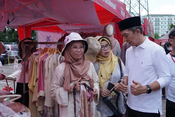 Pameran Kolaboratif Industri Kreatif dan UMKM di Masjid Al Muttaqin, Ikhtiar Tingkatkan Ekonomi Umat Pameran Kolaboratif Industri Kreatif dan UMKM di Masjid Al Muttaqin, Ikhtiar Tingkatkan Ekonomi Umat