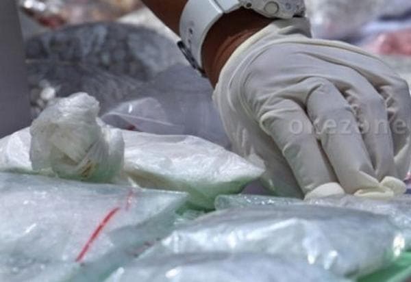 Polda NTT Kembali Ungkap Peredaran Sabu – sabu di Kota Waingapu Polda NTT Kembali Ungkap Peredaran Sabu – sabu di Kota Waingapu