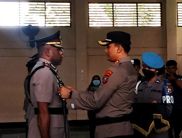 Pimpin Sertijab 15 PJU Polresta Sorong Kota, Ini Harapan Kapolresta Kombes Pol Happy Perdana Pimpin Sertijab 15 PJU Polresta Sorong Kota, Ini Harapan Kapolresta Kombes Pol Happy Perdana