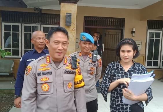 Polisi Hentikan Kasus Mama Muda yang Mengaku Diperkosa Bocah, Begini Penjelasanya Polisi Hentikan Kasus Mama Muda yang Mengaku Diperkosa Bocah, Begini Penjelasanya