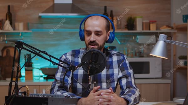 Ingin Tahu Gaji Host Live Streaming di Tahun 2023? Pelajari di Sini! Ingin Tahu Gaji Host Live Streaming di Tahun 2023? Pelajari di Sini!