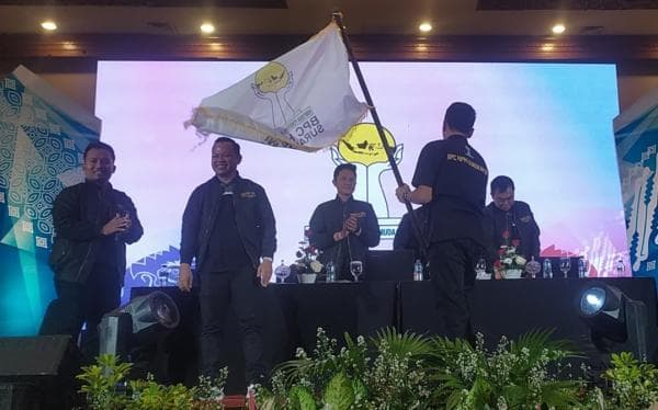 Hipmi Solo Dilantik di Kebun Binatang, Apa Tujuannya...? Hipmi Solo Dilantik di Kebun Binatang, Apa Tujuannya...?