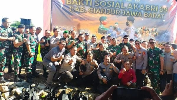Alumni Akabri 89, Berikan 40 Ribu Paket Sembako bagi Korban Gempa Cianjur