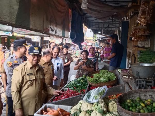 Jelang Ramadhan, Harga Kebutuhan Pokok di Tulungagung Alami Kenaikan Jelang Ramadhan, Harga Kebutuhan Pokok di Tulungagung Alami Kenaikan