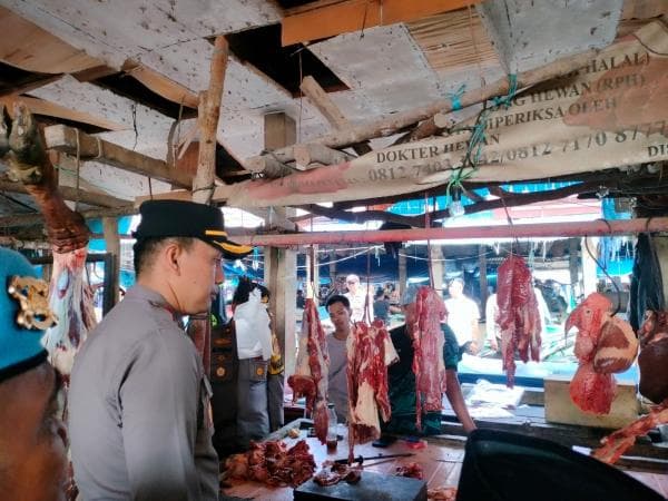 Pantau Stabilitas Harga Sembako Jelang Ramadan, Kapolres Batanghari Turun ke Pasar