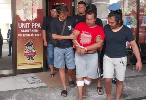 Rampok Minimarket Pakai Airsoft Gun, Pelaku: Uangnya untuk Beli Susu Rampok Minimarket Pakai Airsoft Gun, Pelaku: Uangnya untuk Beli Susu