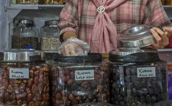 Berikut 5 Ciri-Ciri Kurma Tak Layak Konsumsi Berikut 5 Ciri-Ciri Kurma Tak Layak Konsumsi