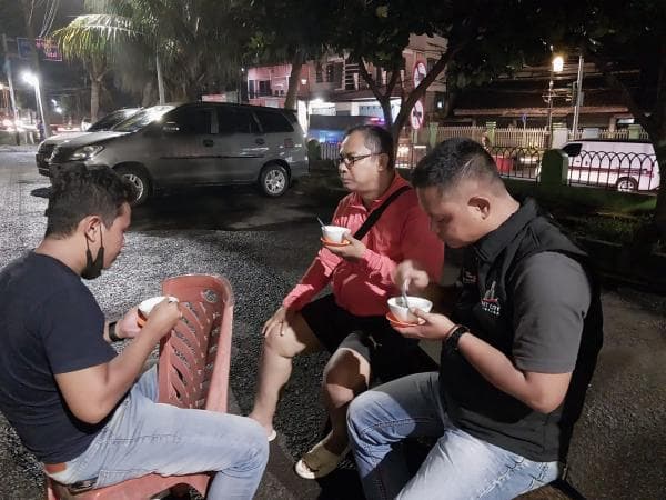 Nikmati Sakoteng Kuliner Malam di Cianjur Nikmati Sakoteng Kuliner Malam di Cianjur