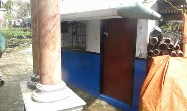 Melihat Ruang Rahasia Tempat Ritual Dukun Pengganda Uang Slamet Tohari Melihat Ruang Rahasia Tempat Ritual Dukun Pengganda Uang Slamet Tohari