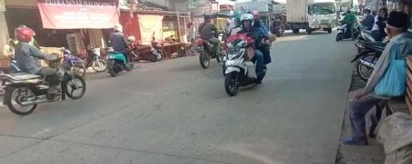 H-3 Puncak Arus Mudik, Malingping Bayah Arus Lalin Masih Normal Belum Dipadati Pemudik H-3 Puncak Arus Mudik, Malingping Bayah Arus Lalin Masih Normal Belum Dipadati Pemudik