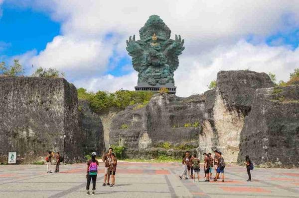 Harga Tiket serta Jam Operasional GWK Terbaru 2024,Obyek Wisata Internasional Sayang Bila Dilewatkan Harga Tiket serta Jam Operasional GWK Terbaru 2024,Obyek Wisata Internasional Sayang Bila Dilewatkan