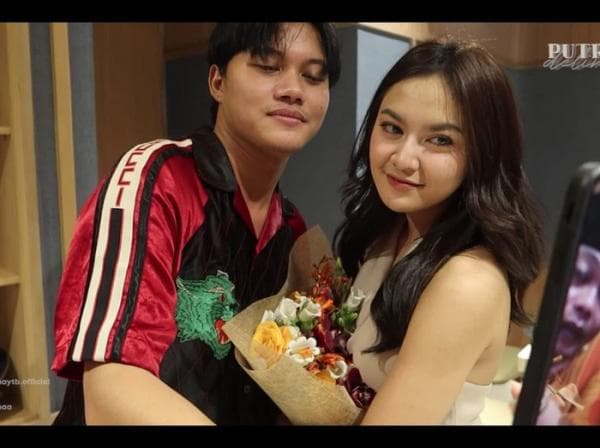 Berikut Deretan Artis Dikabarkan Menikah Selepas Lebaran, Nomor 1 Nikah Muda Berikut Deretan Artis Dikabarkan Menikah Selepas Lebaran, Nomor 1 Nikah Muda