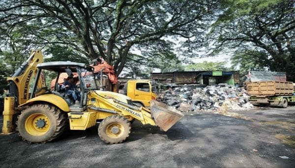 Atasi Penumpukan Sampah Pasca Lebaran, Pemkot Bandung Siapkan TPA Darurat