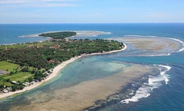 10 Tempat Wisata di Ujung Genteng: Banyak Pantai yang Indah Ada juga Bukit Teletubbies 10 Tempat Wisata di Ujung Genteng: Banyak Pantai yang Indah Ada juga Bukit Teletubbies