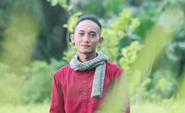 Zulfani Pasha Pemeran Ikal Laskar Pelangi Ditangkap Polisi Usai Acungkan Samurai di Jalanan Zulfani Pasha Pemeran Ikal Laskar Pelangi Ditangkap Polisi Usai Acungkan Samurai di Jalanan