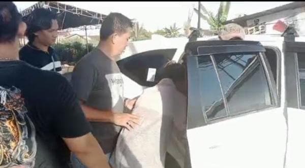 Mabuk Lem, Sejumlah Remaja Kota Bengkulu Aniaya Buruh Harian hingga Babak Belur Mabuk Lem, Sejumlah Remaja Kota Bengkulu Aniaya Buruh Harian hingga Babak Belur