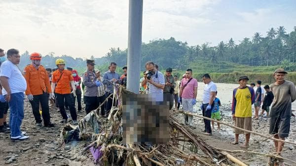 Geger Mayat Pria Ditemukan Tersangkut di Sungai Kacangan Purbalingga, Diduga Korban Hanyut